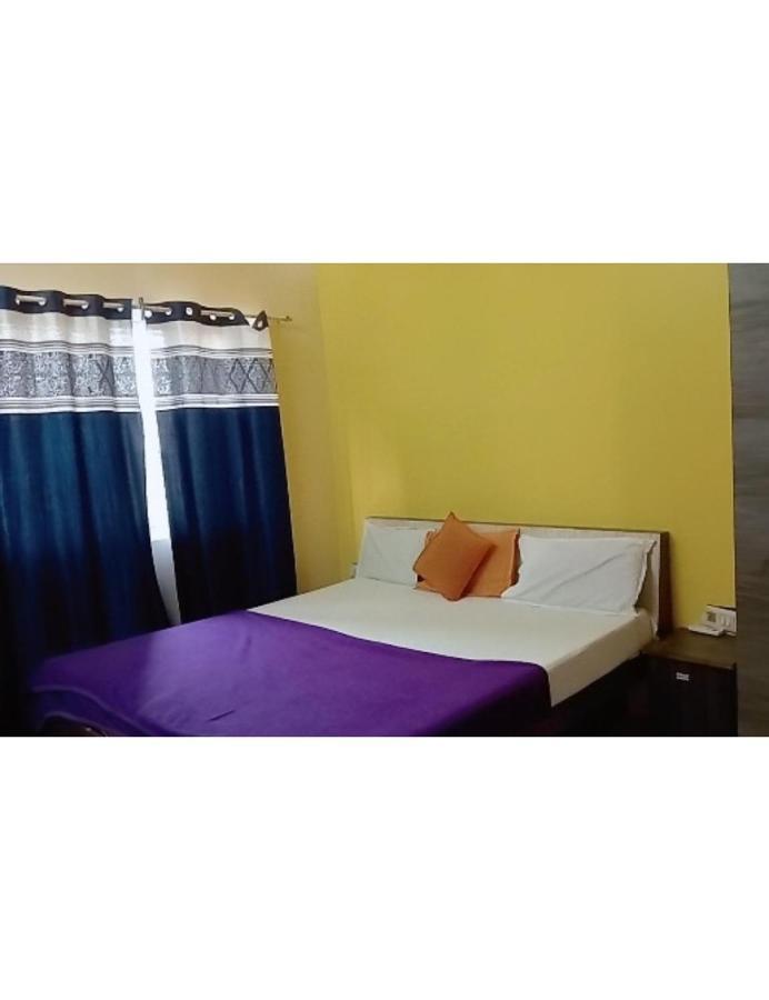Hotel Adarsh, Udždžain Exteriér fotografie