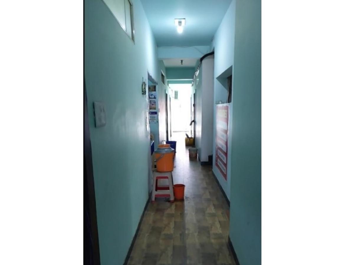 Hotel Adarsh, Udždžain Exteriér fotografie